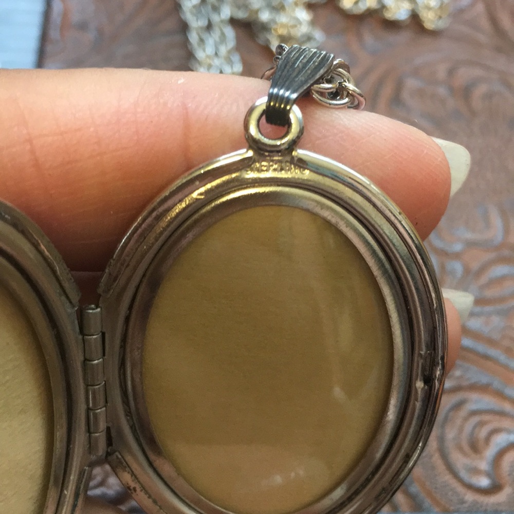 Sterling Silver Large Pendent Keepsake Pictures - image 3